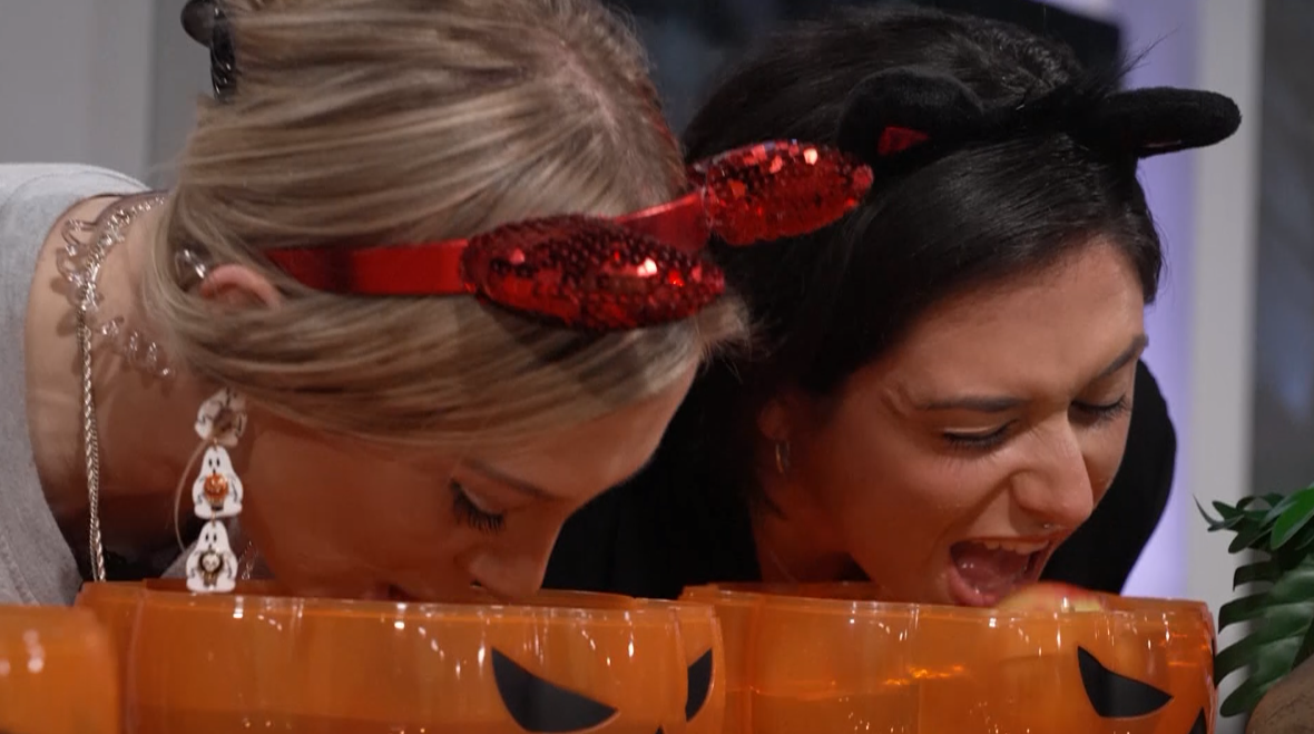  Tried apple bobbing on TV and might’ve regretted it — WNYT NewsChannel 13 (Albany)
