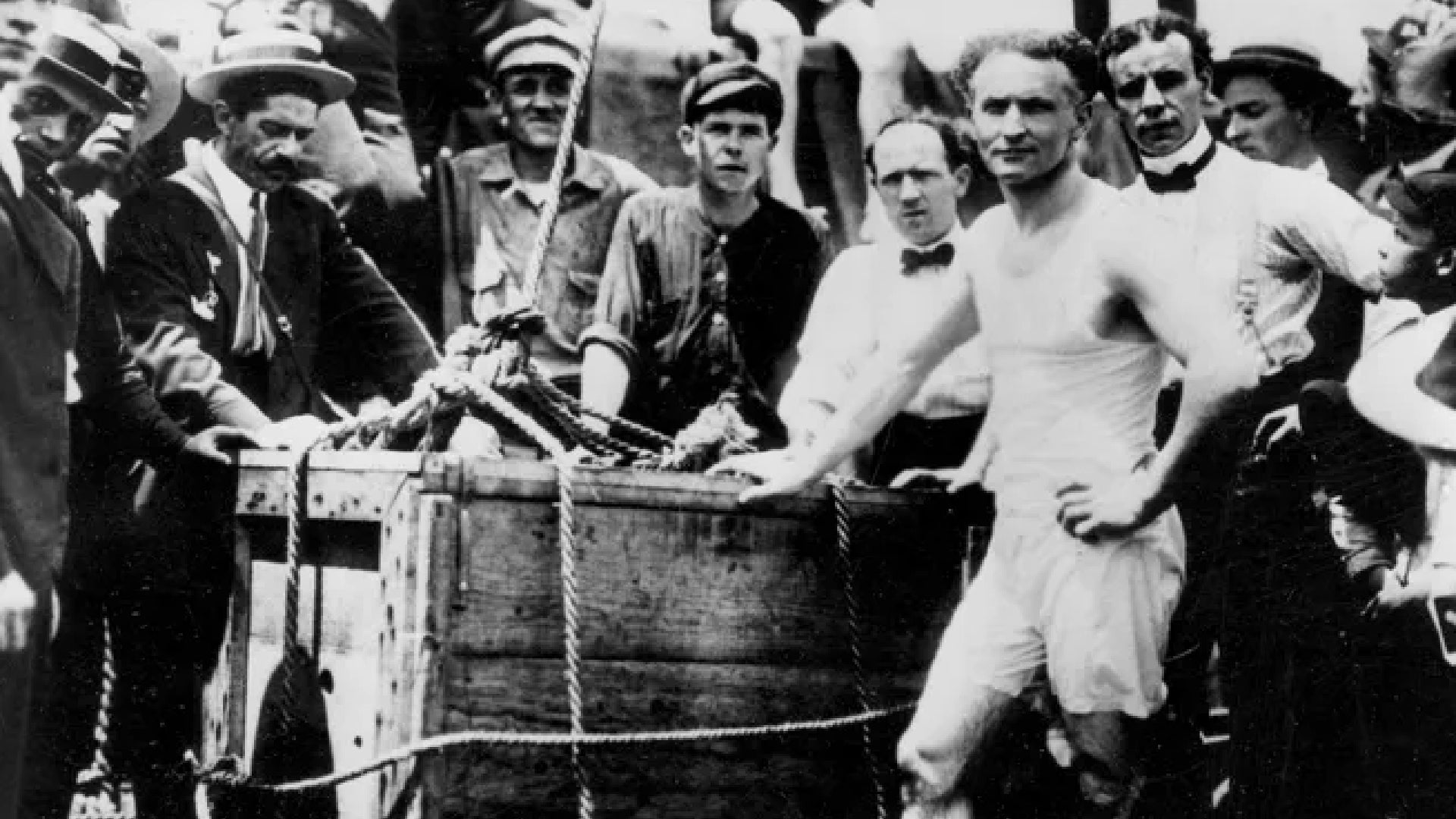 Albany show injured magician Harry Houdini 20 days before death — Saratoga Springs Arts news